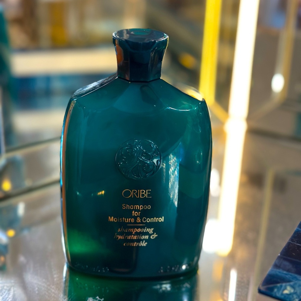Oribe Shampoo for Moisture & Control 250 ml